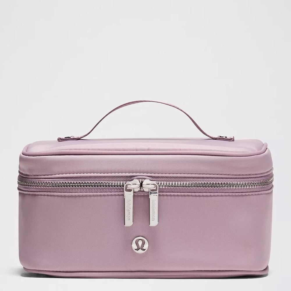 Lululemon Travel Toiletry Bag 3.5L- Lotus Lavender/Wacky Khaki/Silver